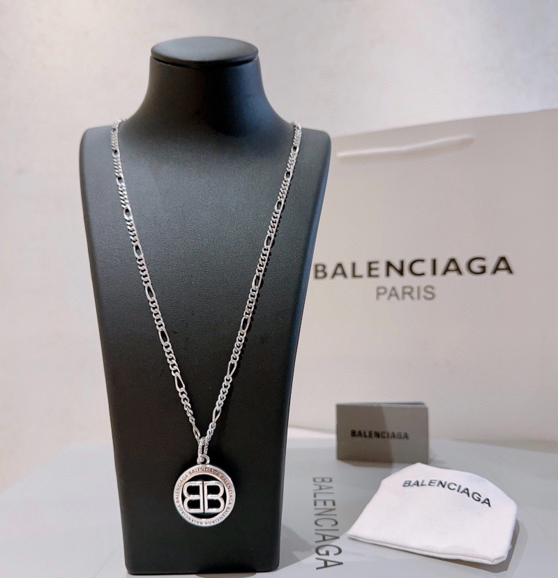 Ba1en*iaga necklaces